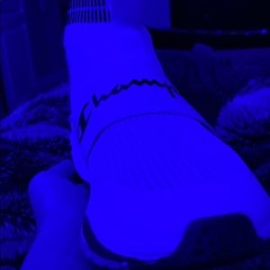 White kids rally pros champion